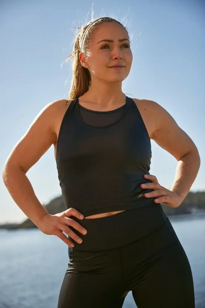 JOHAUG SHAPE TOP ČERNÁ